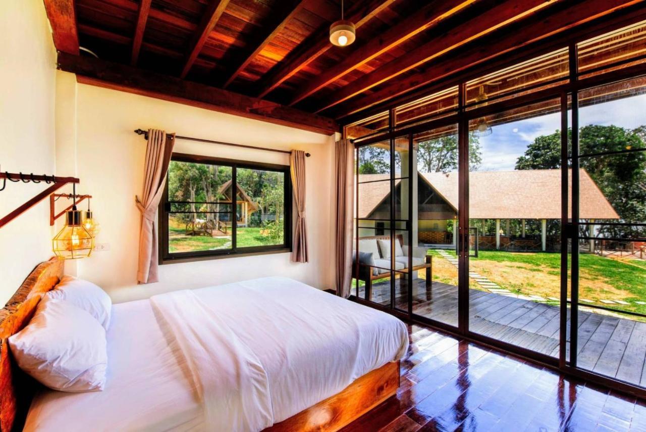 Phayamas Private Beach Resort And Island Brew - Adults Only Koh Phayam Exteriör bild