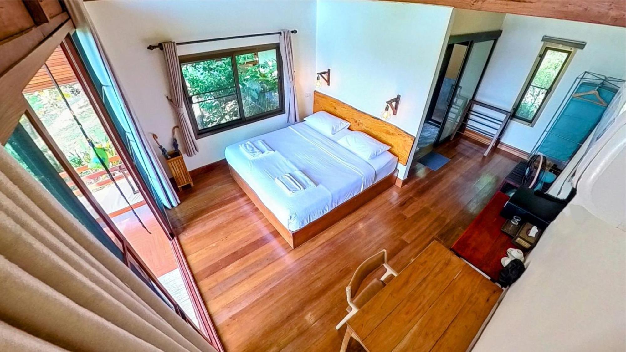 Phayamas Private Beach Resort And Island Brew - Adults Only Koh Phayam Rum bild