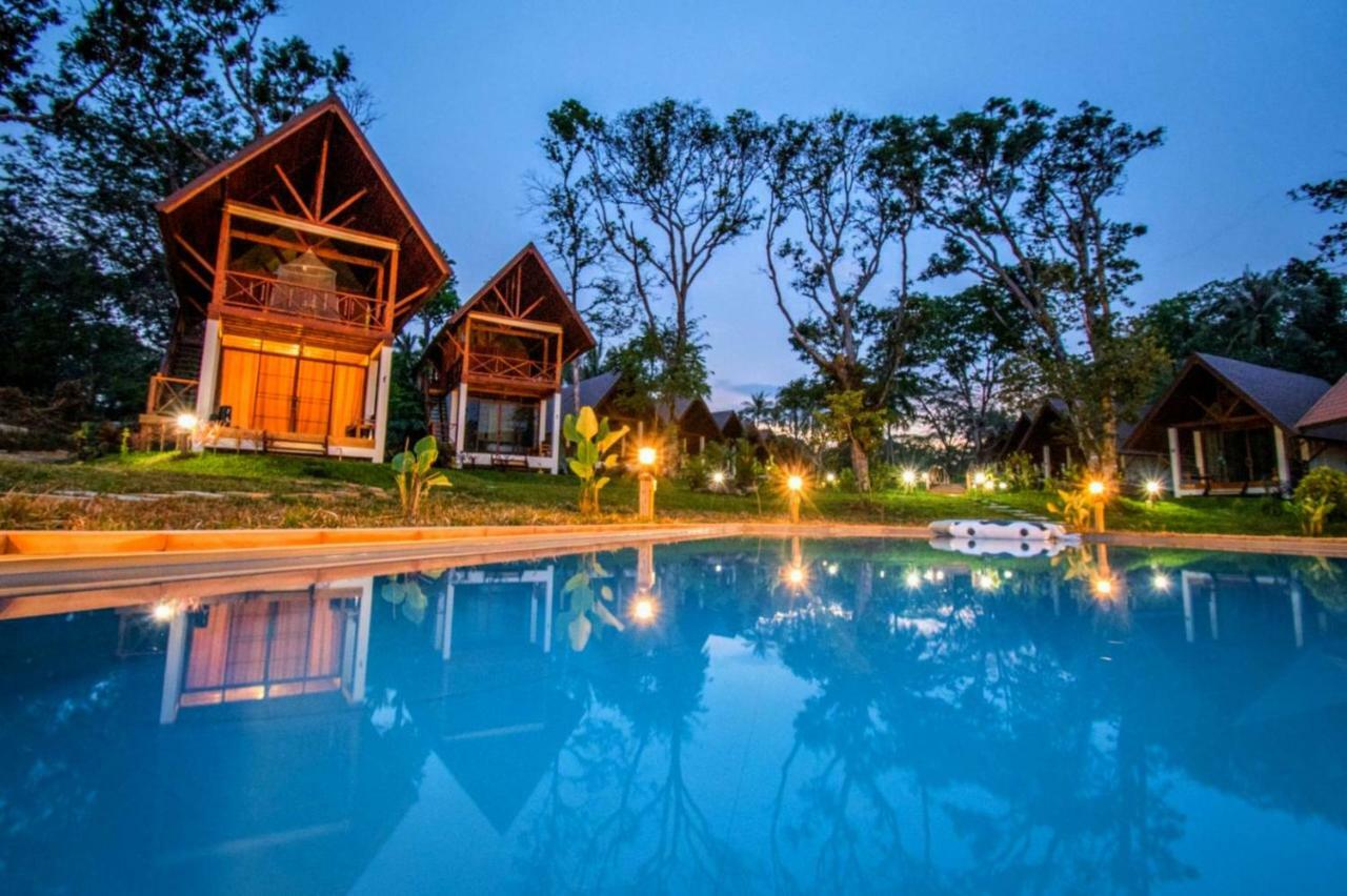 Phayamas Private Beach Resort And Island Brew - Adults Only Koh Phayam Exteriör bild